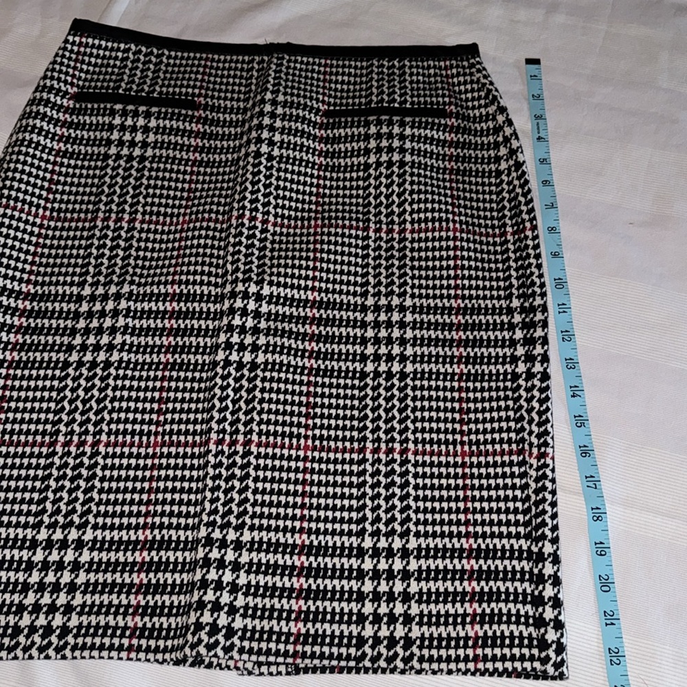 🌼Talbots Black White houndstooth skirt size small - Picture 8 of 9